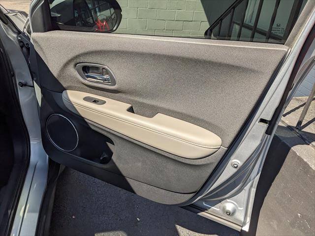 Used 2022 Honda HR-V EX image 20