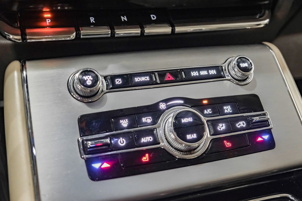 Used 2022 Lincoln Aviator 2WD image 24