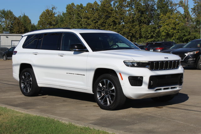 Used 2021 Jeep Grand Cherokee L Overland w/ Luxury Tech Group IV AWD/4WD image 7