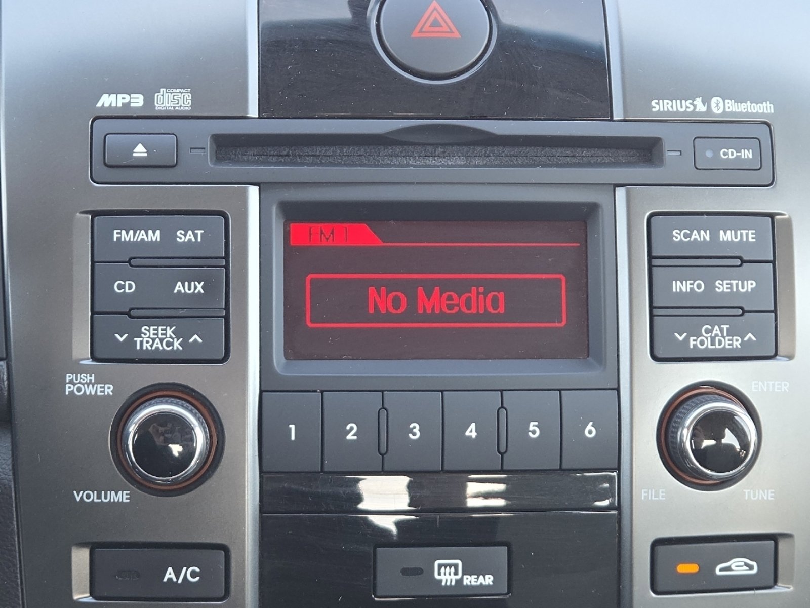 Used 2013 Kia Forte EX image 25