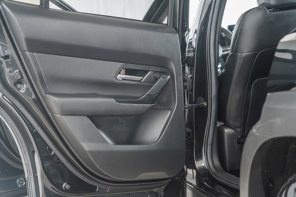 Used 2025 MAZDA CX-50 AWD 2.5 S w/ Premium Package image 43