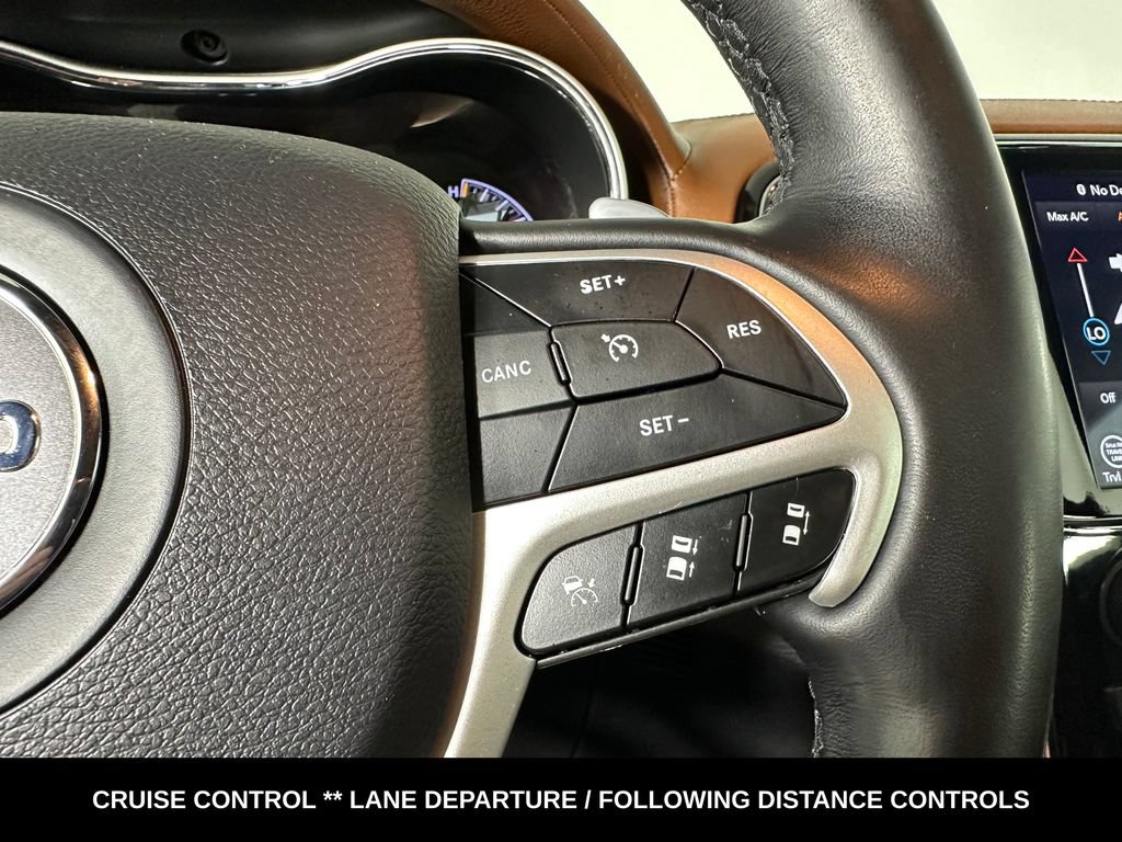 Used 2021 Jeep Grand Cherokee Summit AWD/4WD image 14