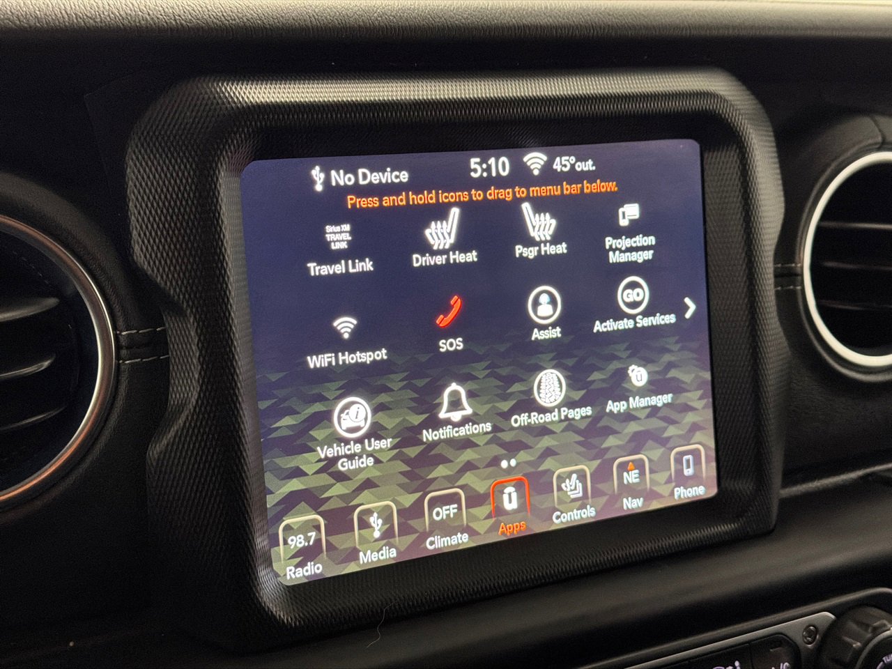 Used 2019 Jeep Wrangler Unlimited Sahara w/ Uconnect 4C Nav & Sound Group image 25