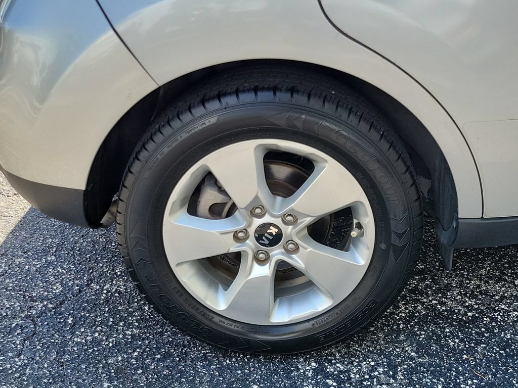 Used 2018 Kia Soul FWD image 7