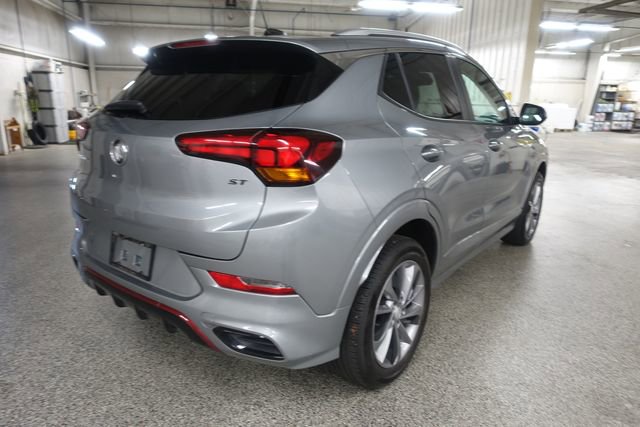 Used 2023 Buick Encore GX Select w/ Sport Touring Package AWD/4WD image 7