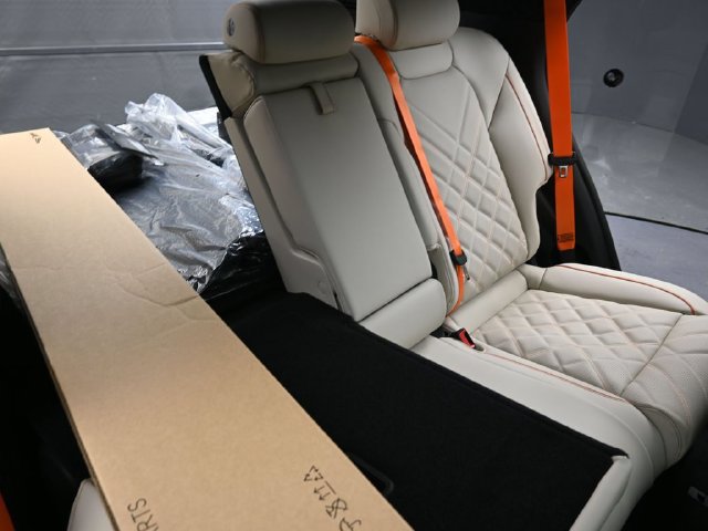 New 2026 Genesis GV70 3.5T Sport Prestige AWD/4WD image 16