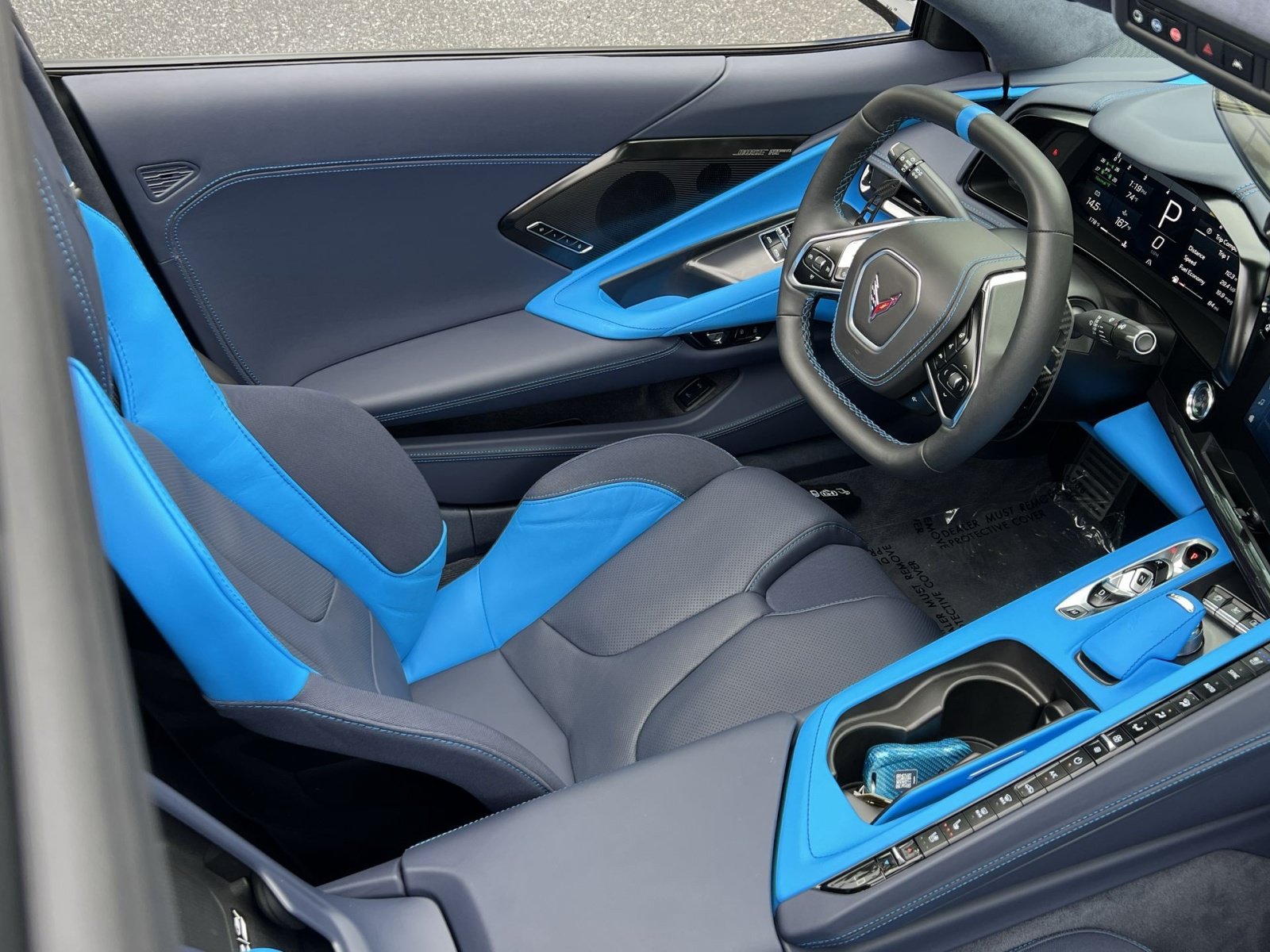 Used 2024 Chevrolet Corvette Stingray Premium Cpe w/ Z51 Performance Package RWD image 16
