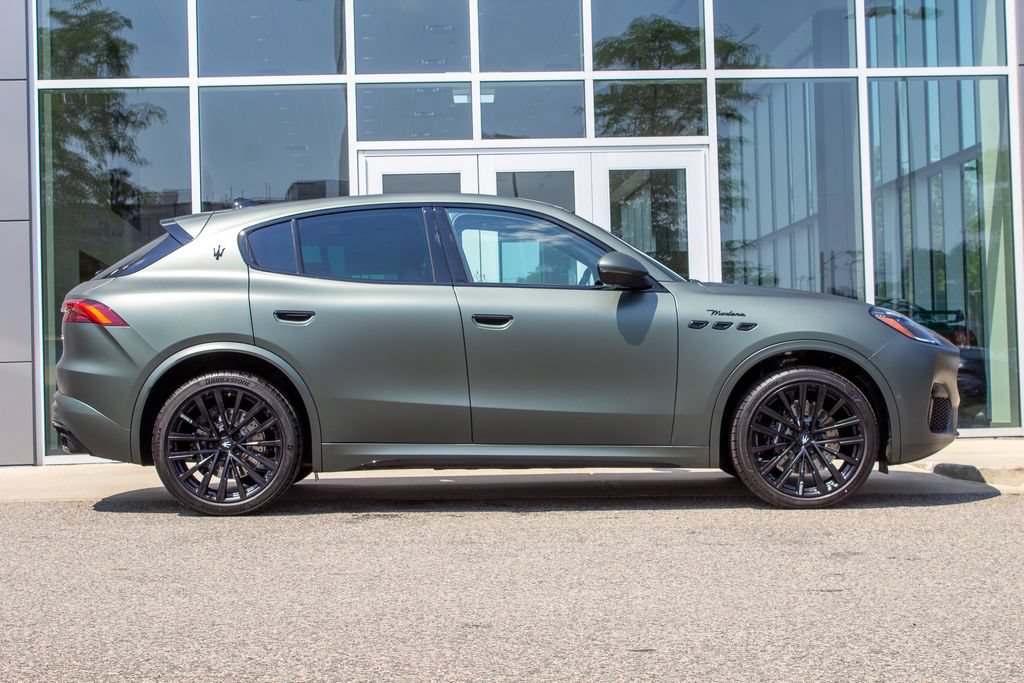 Used 2026 Maserati Grecale Modena AWD/4WD image 4