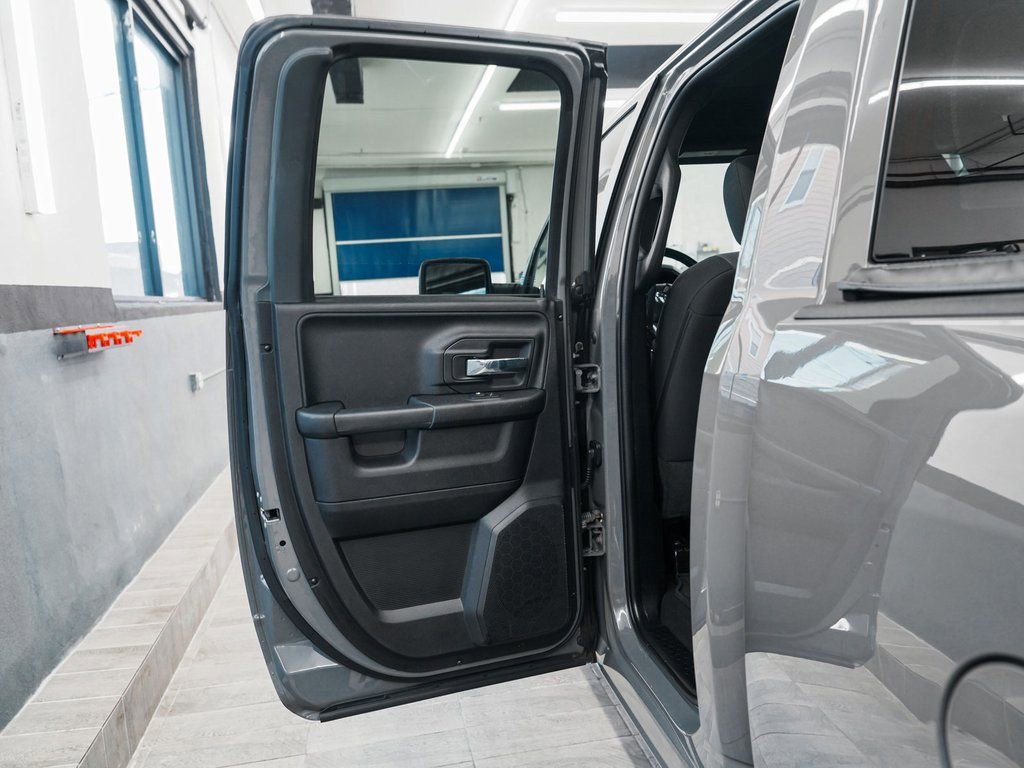 Used 2022 RAM 1500 Classic Warlock w/ Ceramic Gray Warlock Package image 13