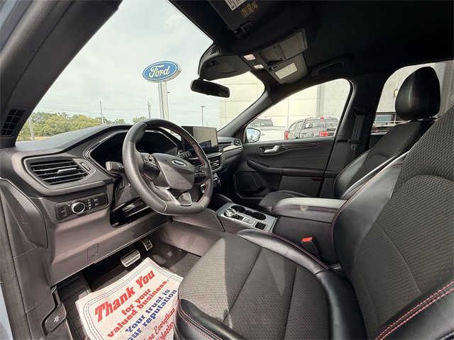 Used 2023 Ford Escape ST-Line w/ Tech Pack #1 image 10