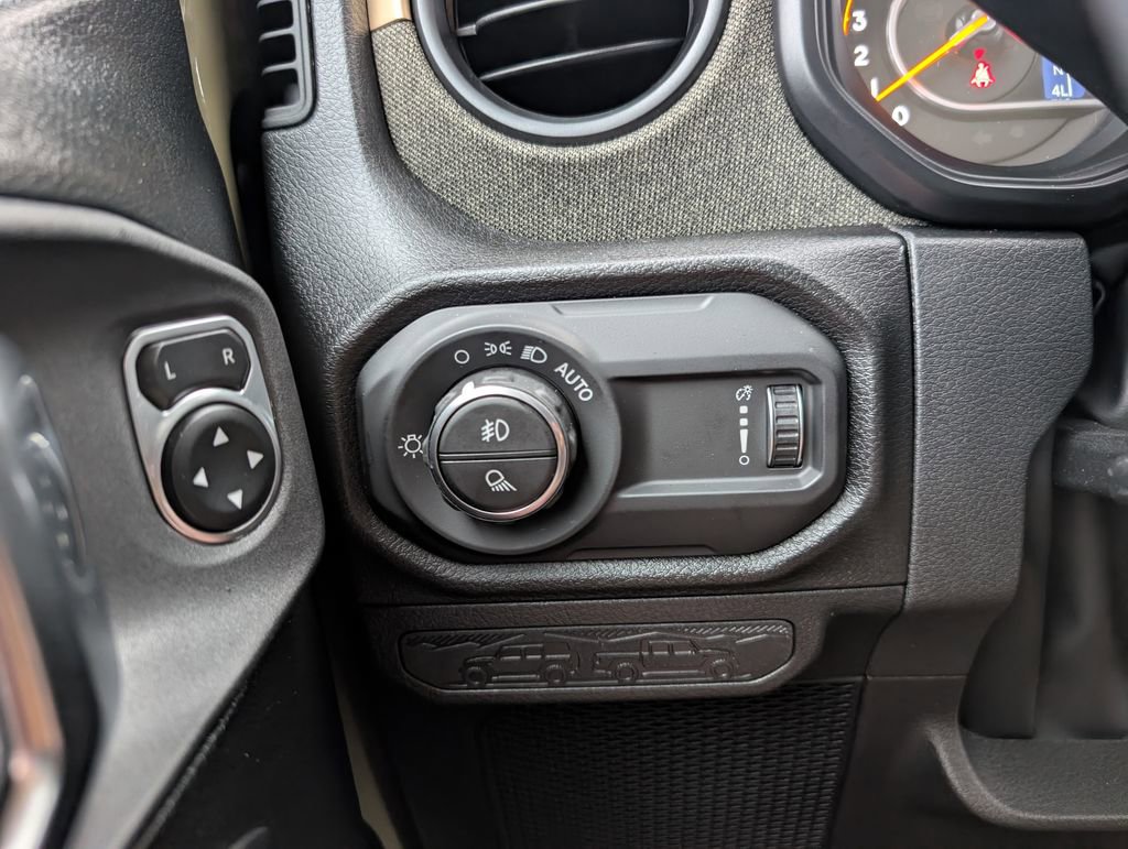 New 2026 Jeep Gladiator Willys AWD/4WD image 35