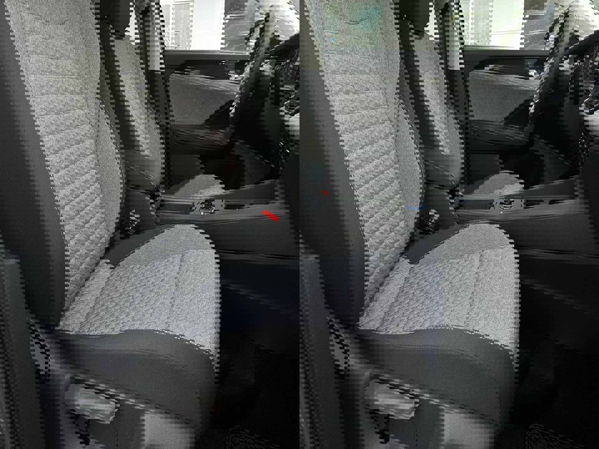 New 2026 Volkswagen Tiguan S image 28