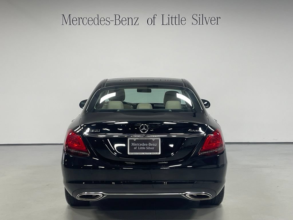 Used 2019 Mercedes-Benz C 300 4MATIC Sedan image 4