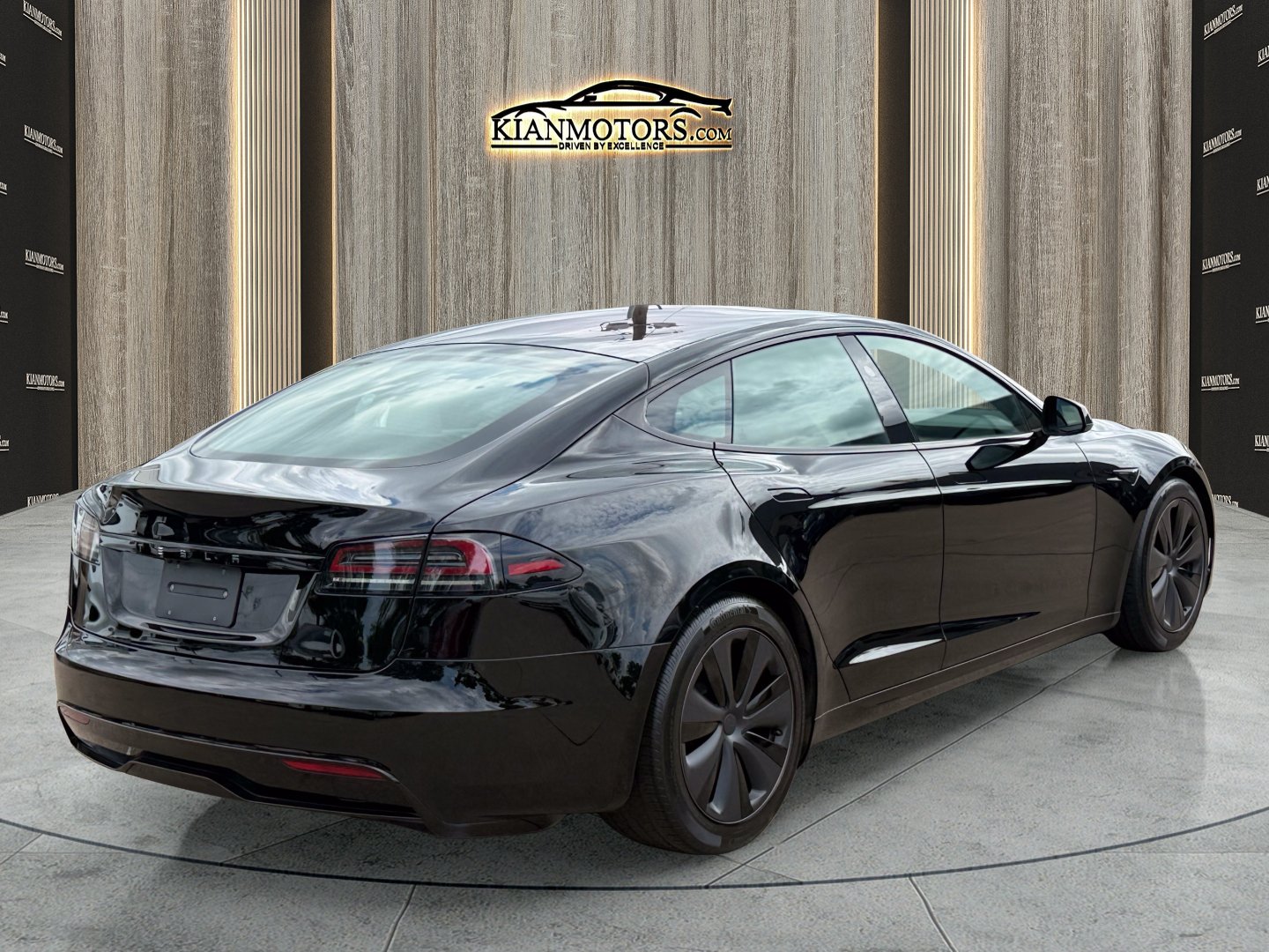 Used 2023 Tesla Model S AWD/4WD image 15