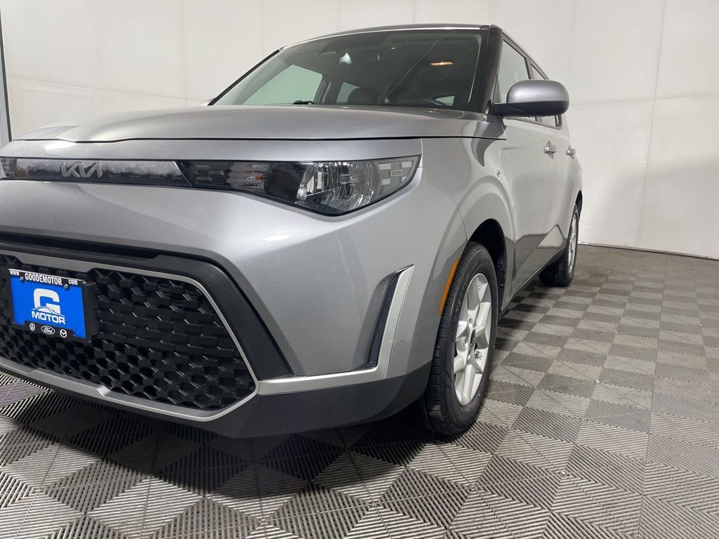 Used 2023 Kia Soul S image 25
