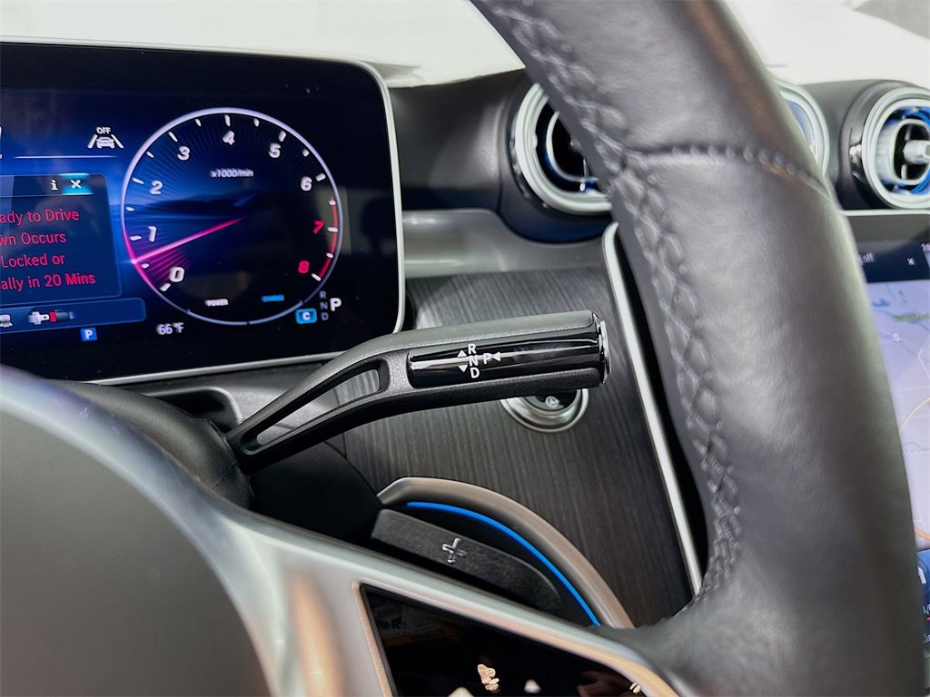 Used 2025 Mercedes-Benz C 300 4MATIC Sedan image 17