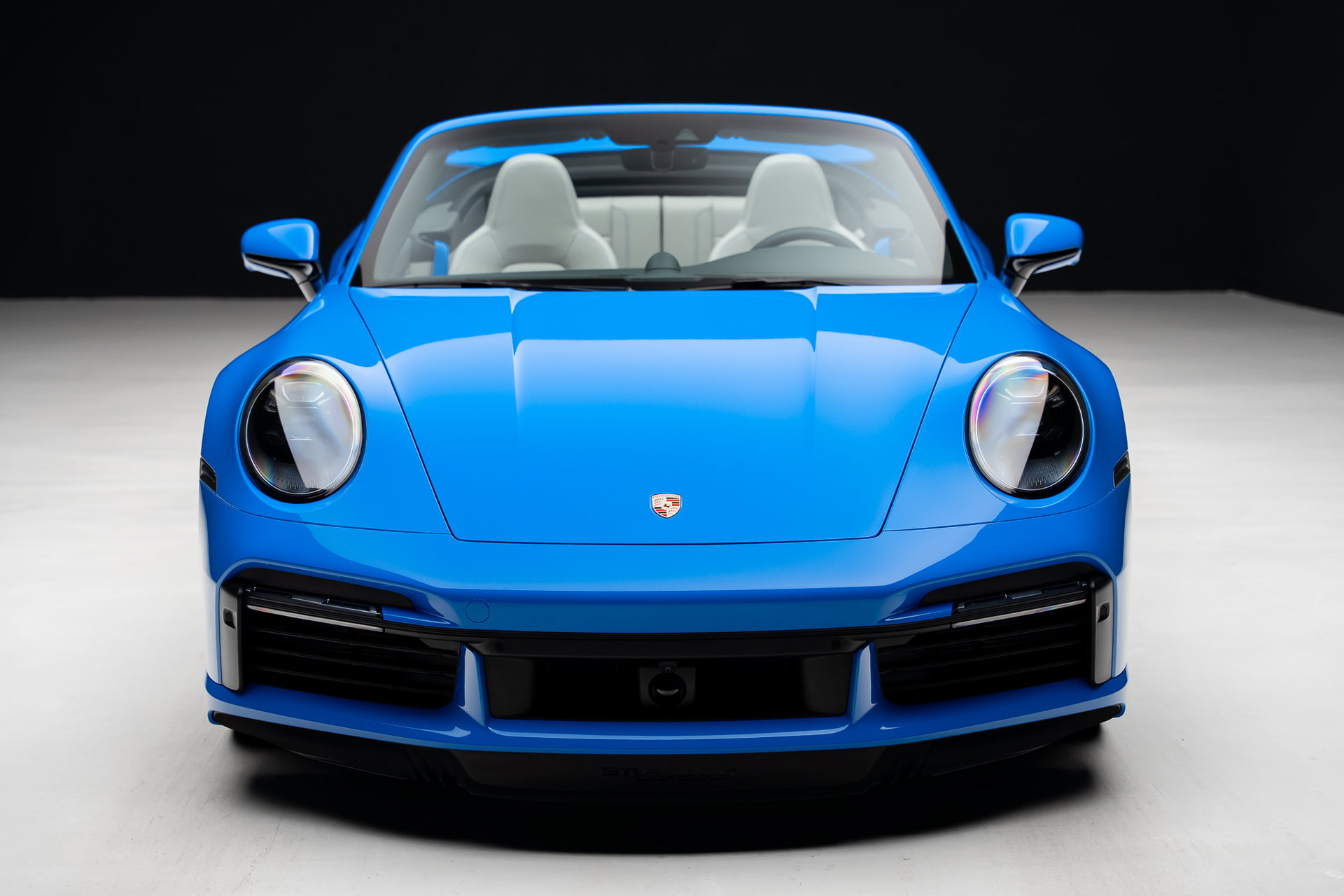 Used 2022 Porsche 911 Turbo S AWD/4WD image 9