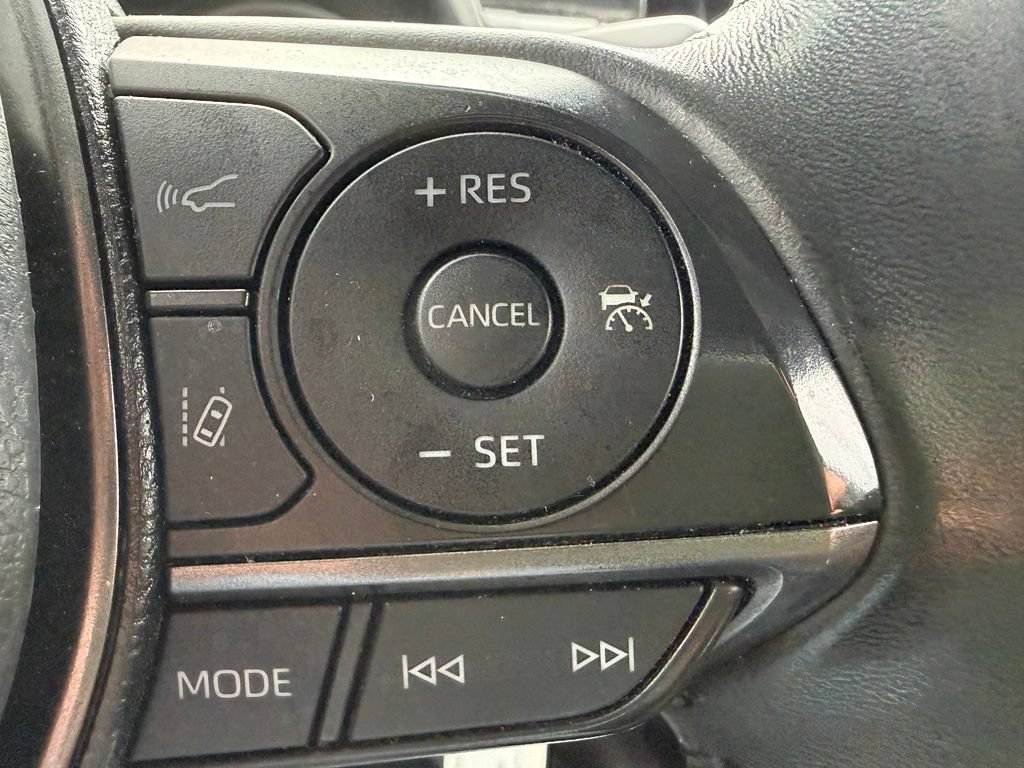 Used 2023 Toyota Camry SE FWD image 15