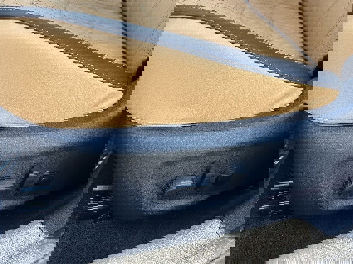 New 2025 Nissan Sentra SV w/ SV Premium Package image 22