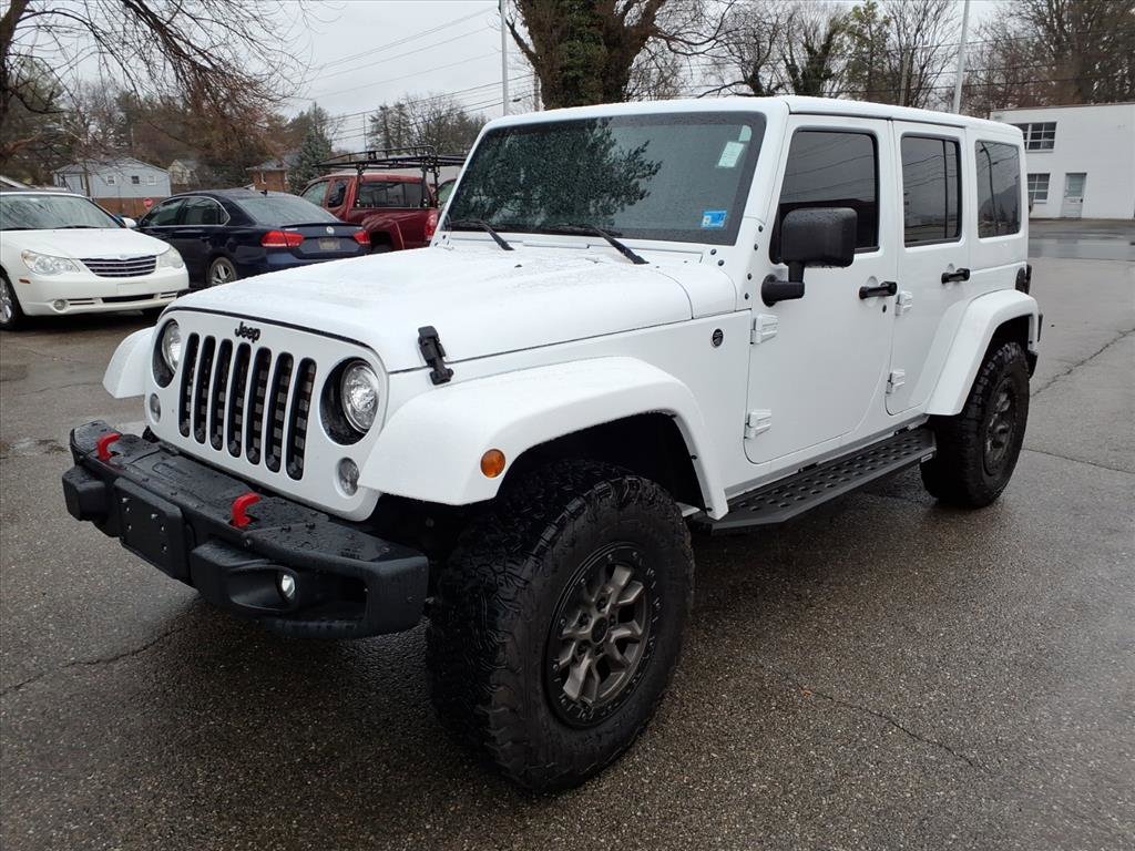 Used 2018 Jeep Wrangler Unlimited Sahara image 2
