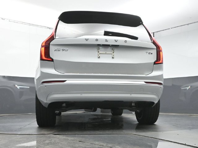 Used 2026 Volvo XC90 T8 Plus w/ Protection Package Premier AWD/4WD image 39