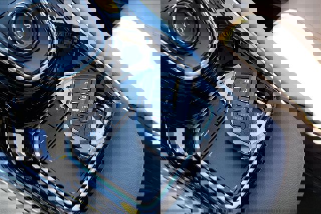 Used 2024 Acura RDX SH-AWD image 11