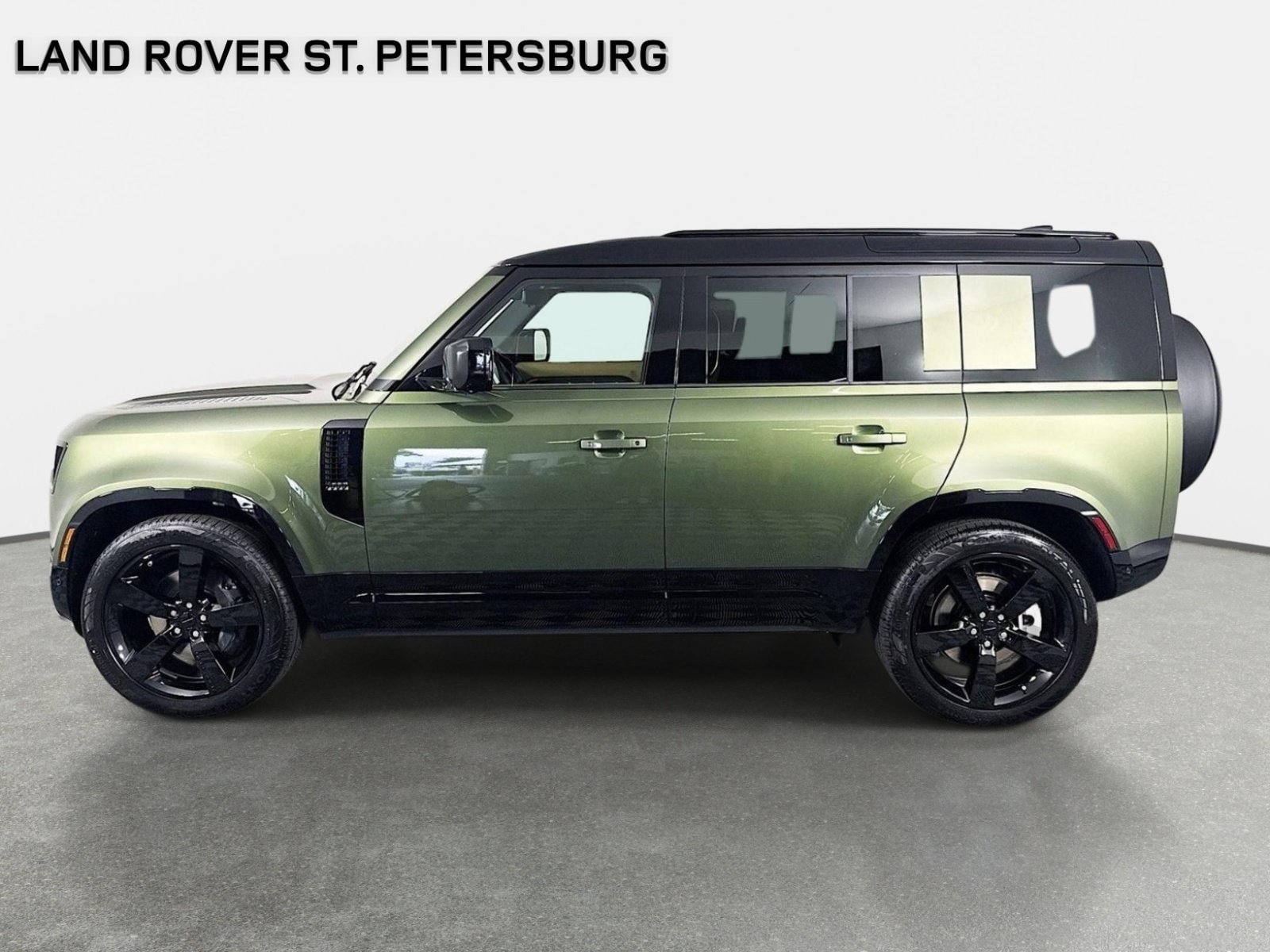 Used 2026 Land Rover Defender 110 X-Dynamic SE AWD/4WD image 8
