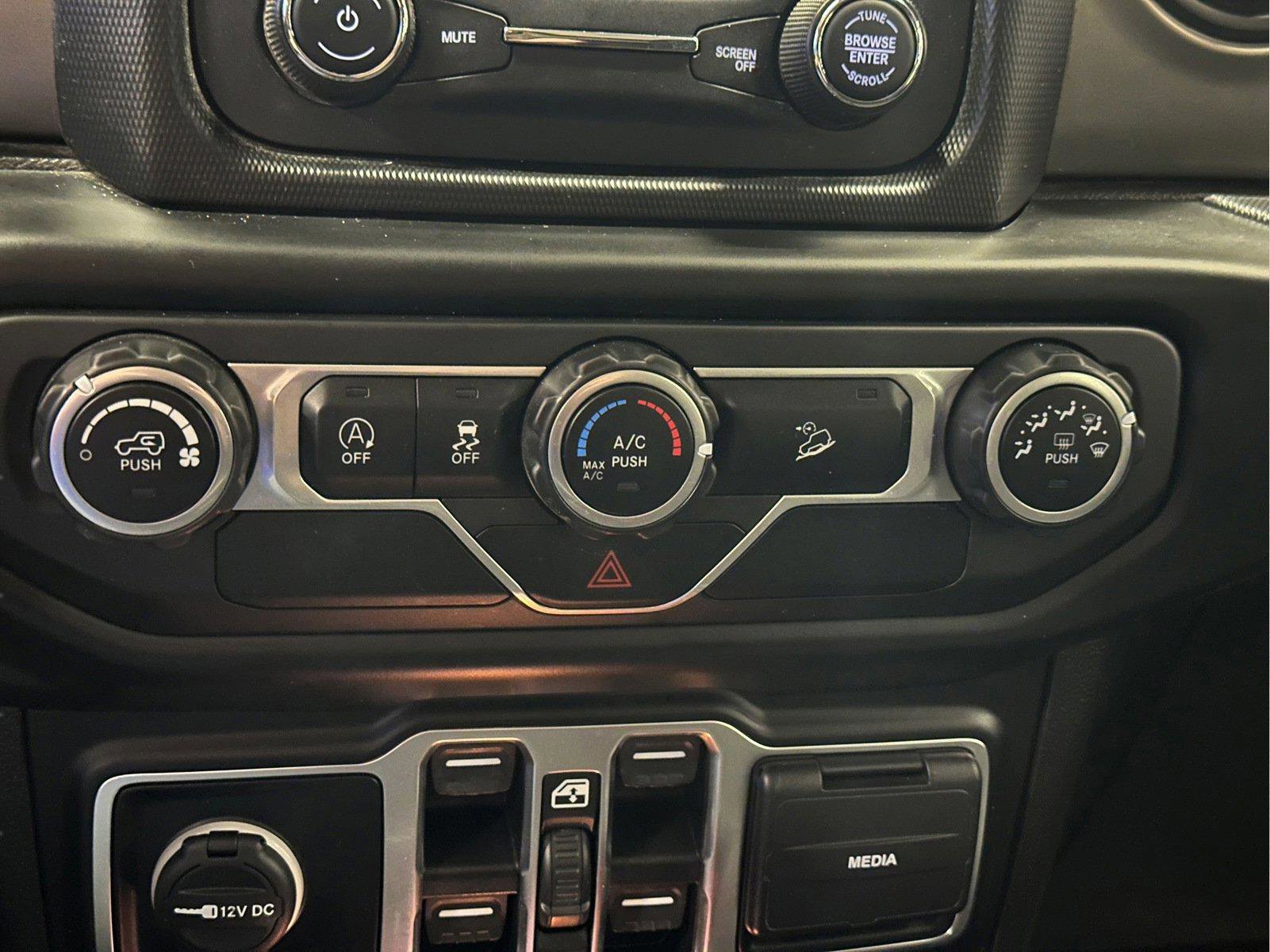 Used 2020 Jeep Wrangler Unlimited Sport S image 26