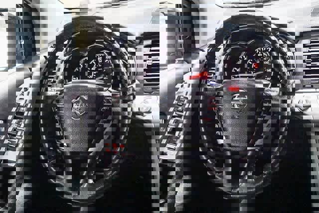 Used 2014 Nissan Murano SL w/ Navigation Package image 18