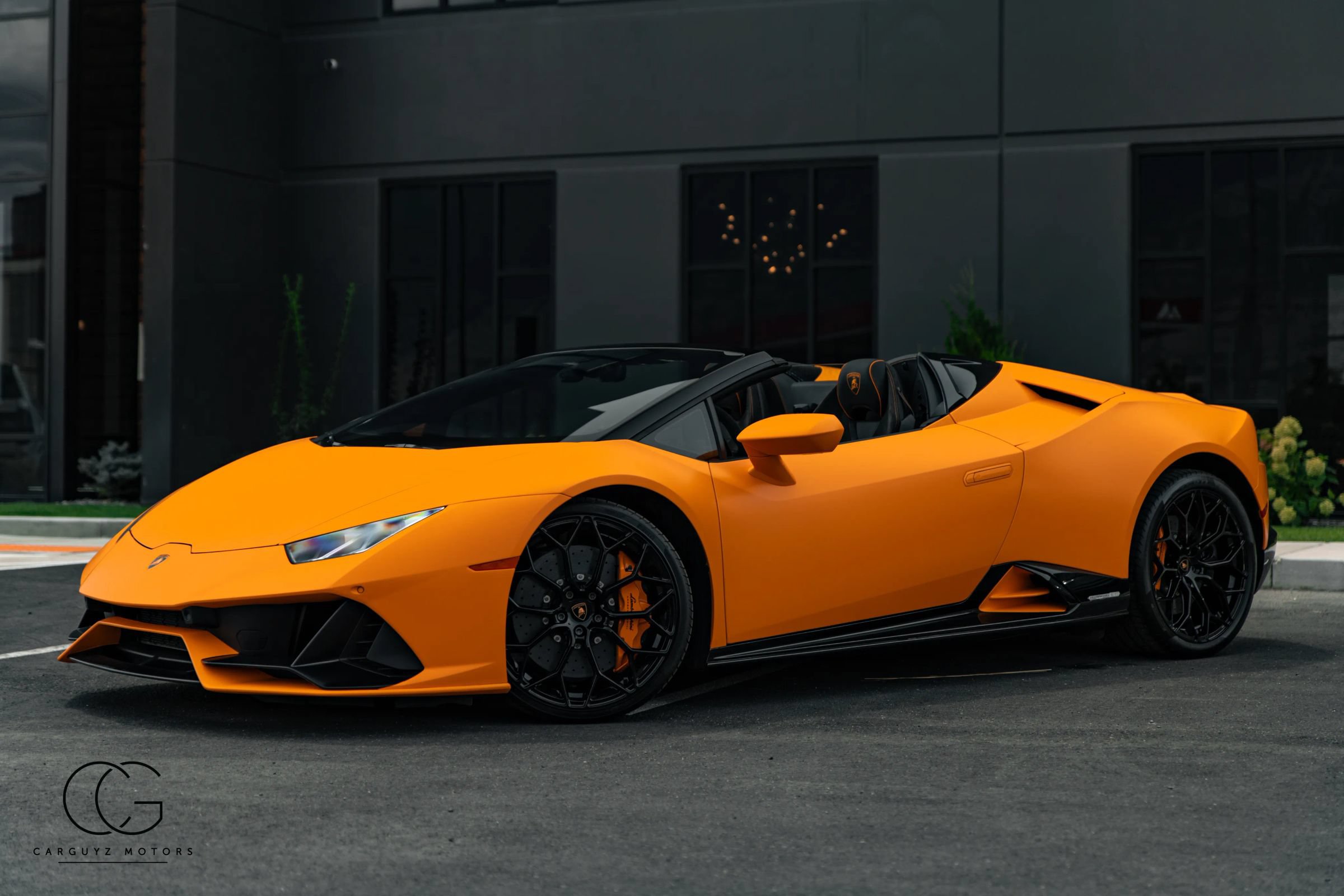 Used 2024 Lamborghini Huracan EVO AWD/4WD image 4