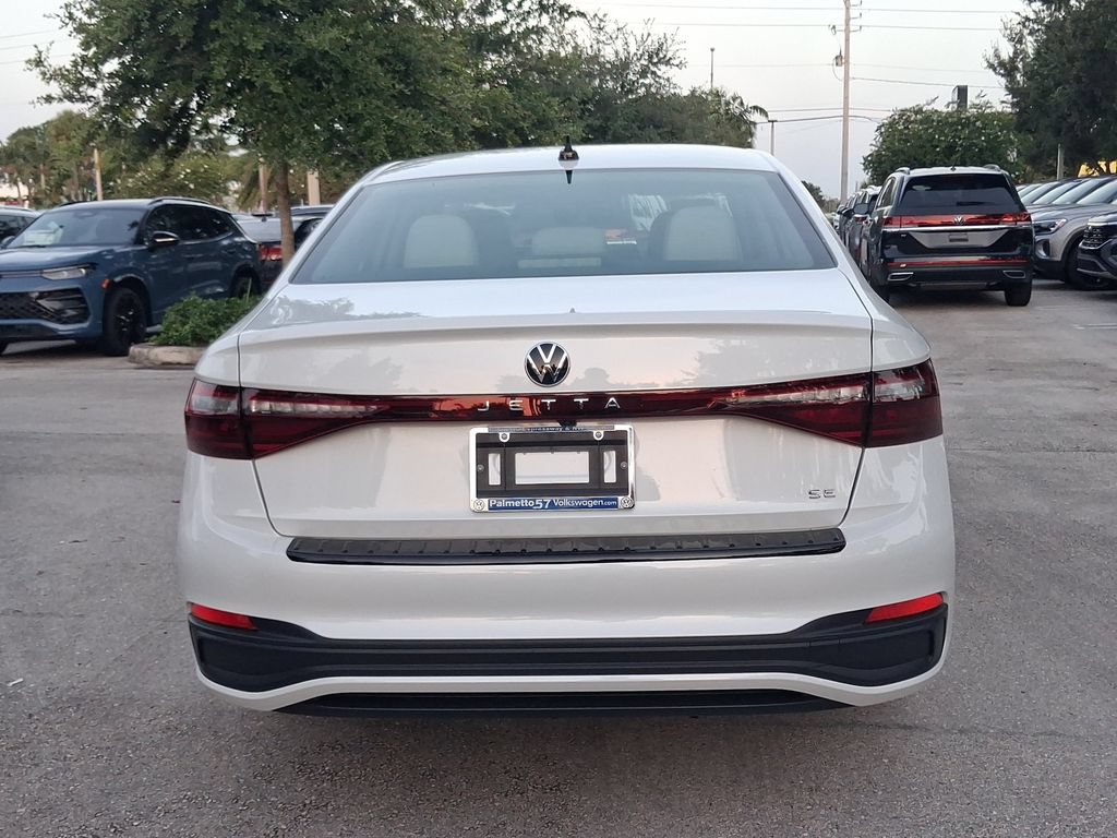 New 2026 Volkswagen Jetta SE FWD image 4