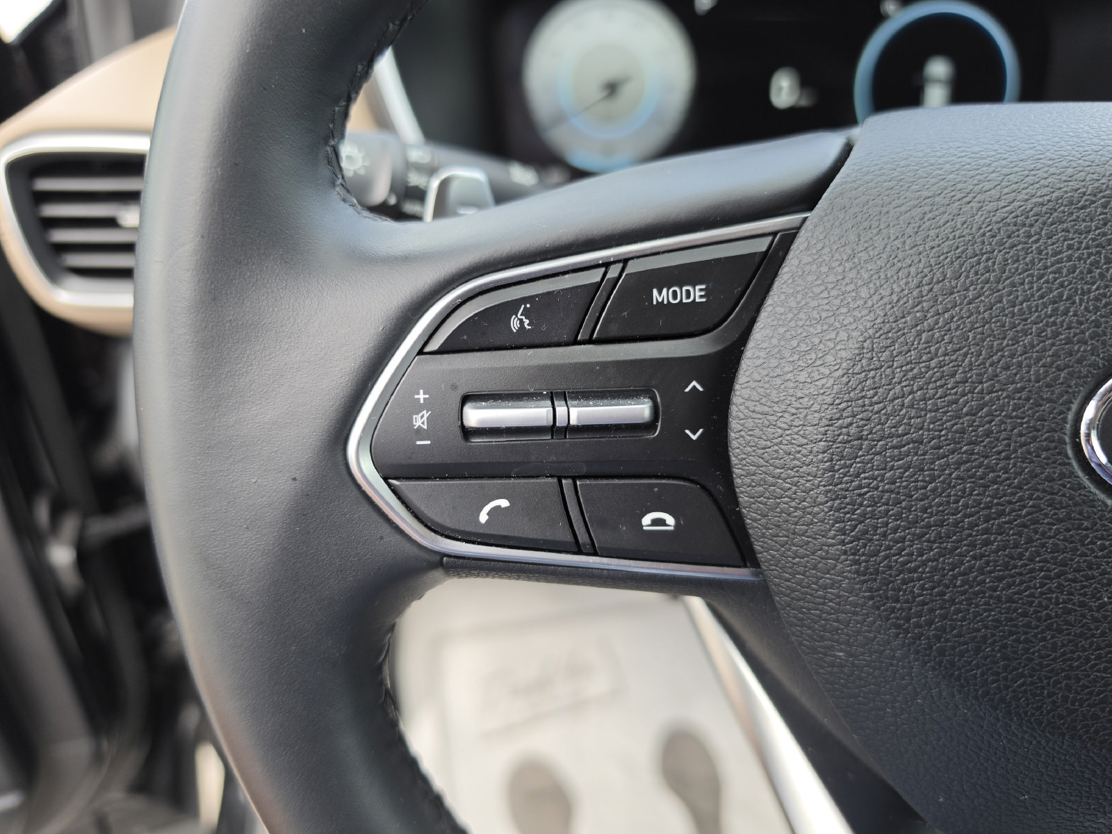 Used 2022 Hyundai Santa Fe SEL w/ Convenience Package FWD image 30