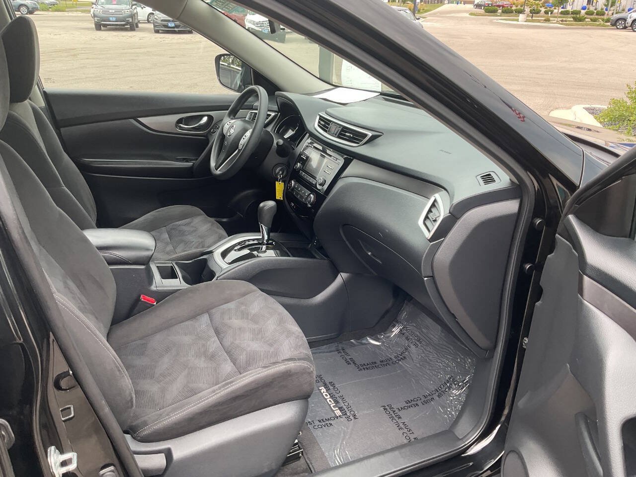 Used 2015 Nissan Rogue S AWD/4WD image 35