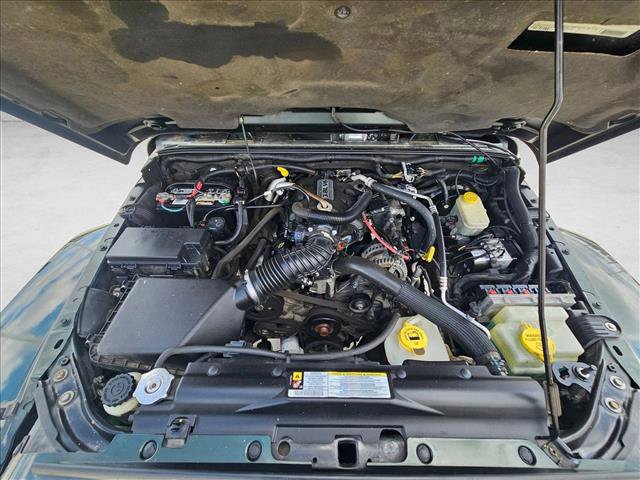 Used 2011 Jeep Wrangler Unlimited Sahara w/ Connectivity Group image 24