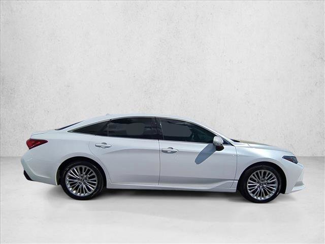 Used 2020 Toyota Avalon Limited w/ Advanced Safety Package image 4