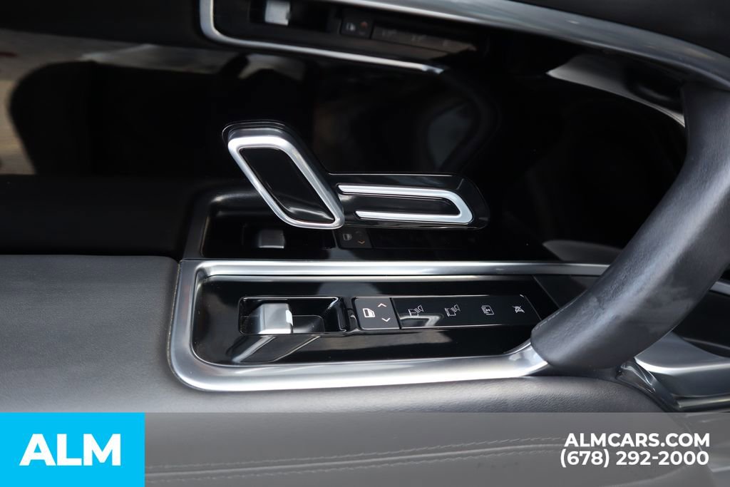 Used 2023 Land Rover Range Rover SE image 24