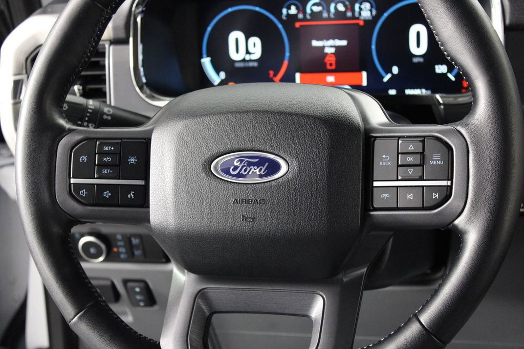 Used 2023 Ford F150 Lariat w/ Trailer Tow Package image 29
