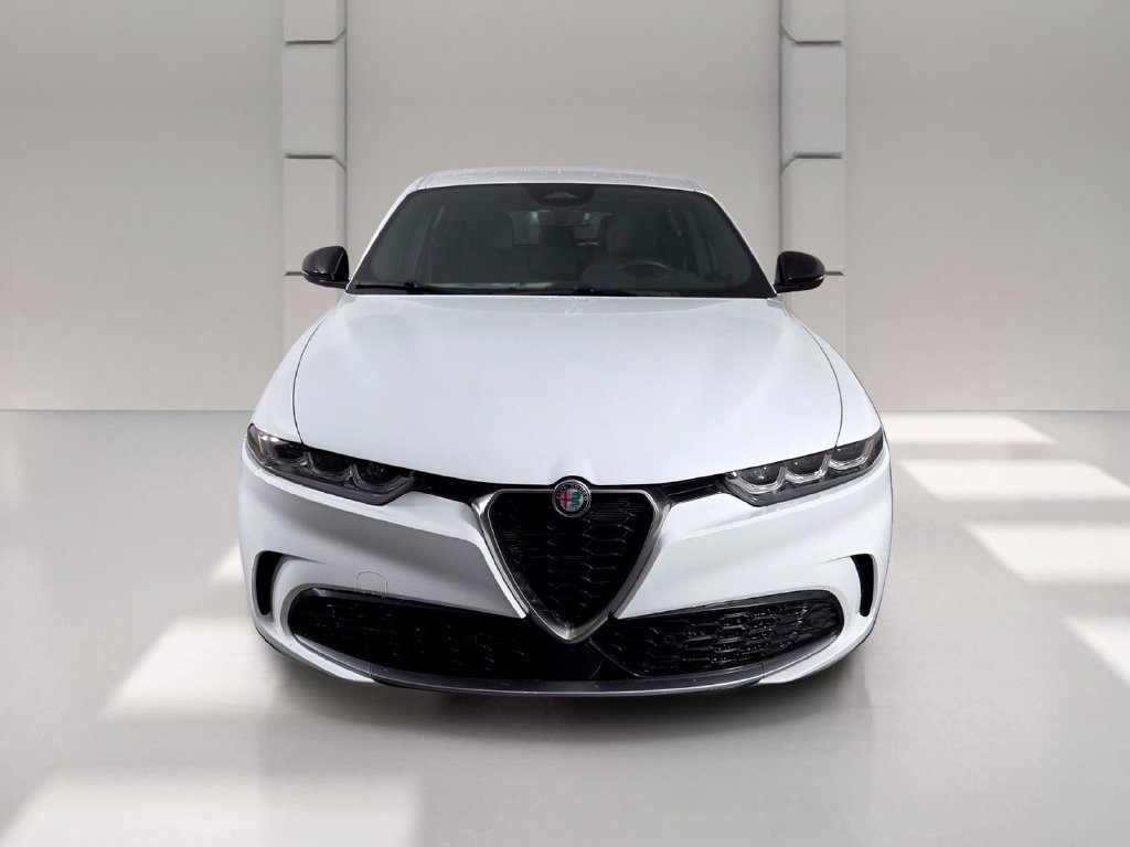Used 2024 Alfa Romeo Tonale Ti AWD/4WD image 3