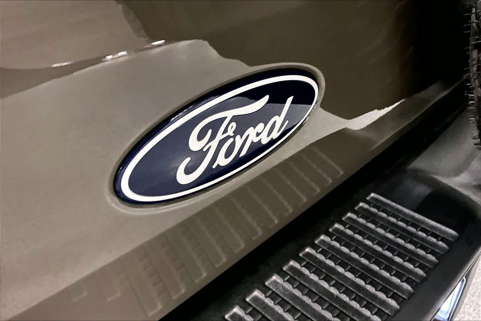 Used 2026 Ford Bronco Heritage Edition AWD/4WD image 35
