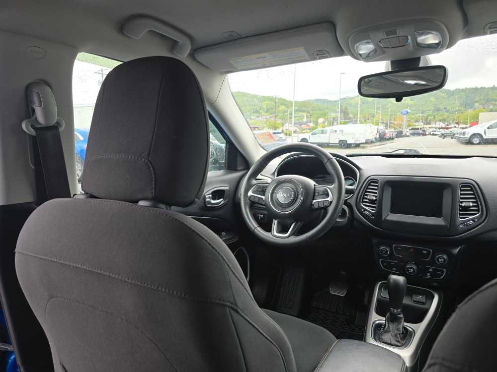 Used 2019 Jeep Compass Sport image 10