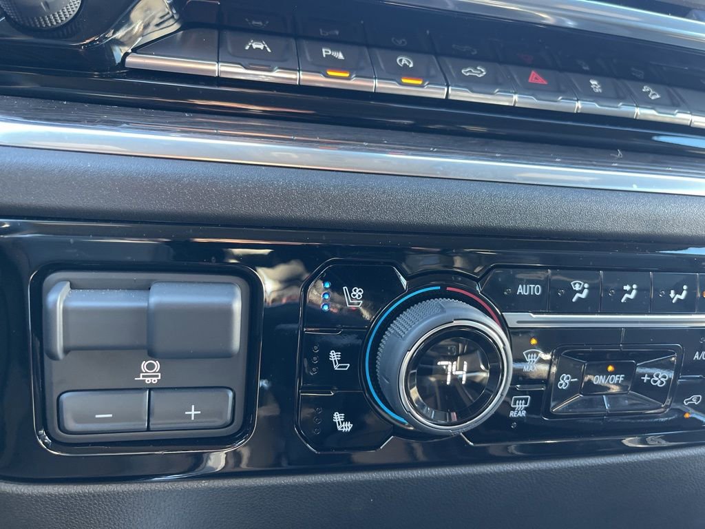 Used 2024 Chevrolet Silverado 1500 LTZ w/ Technology Package image 23