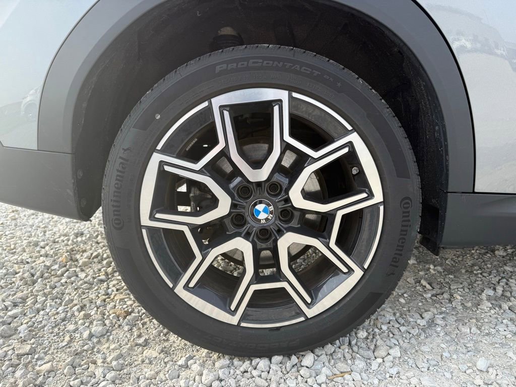 Used 2025 BMW X2 xDrive28i image 16
