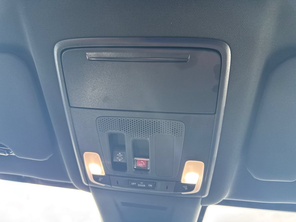 Used 2026 Honda CR-V TrailSport image 28