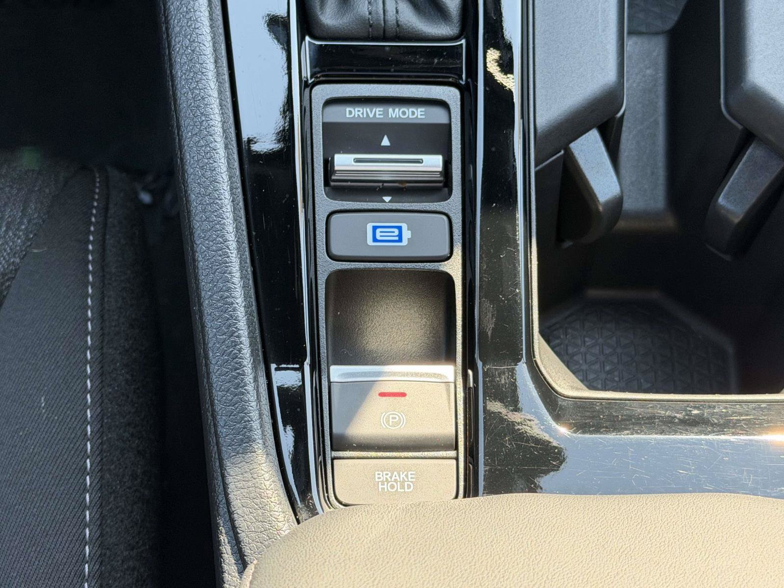 Certified 2025 Honda Accord Sport image 16
