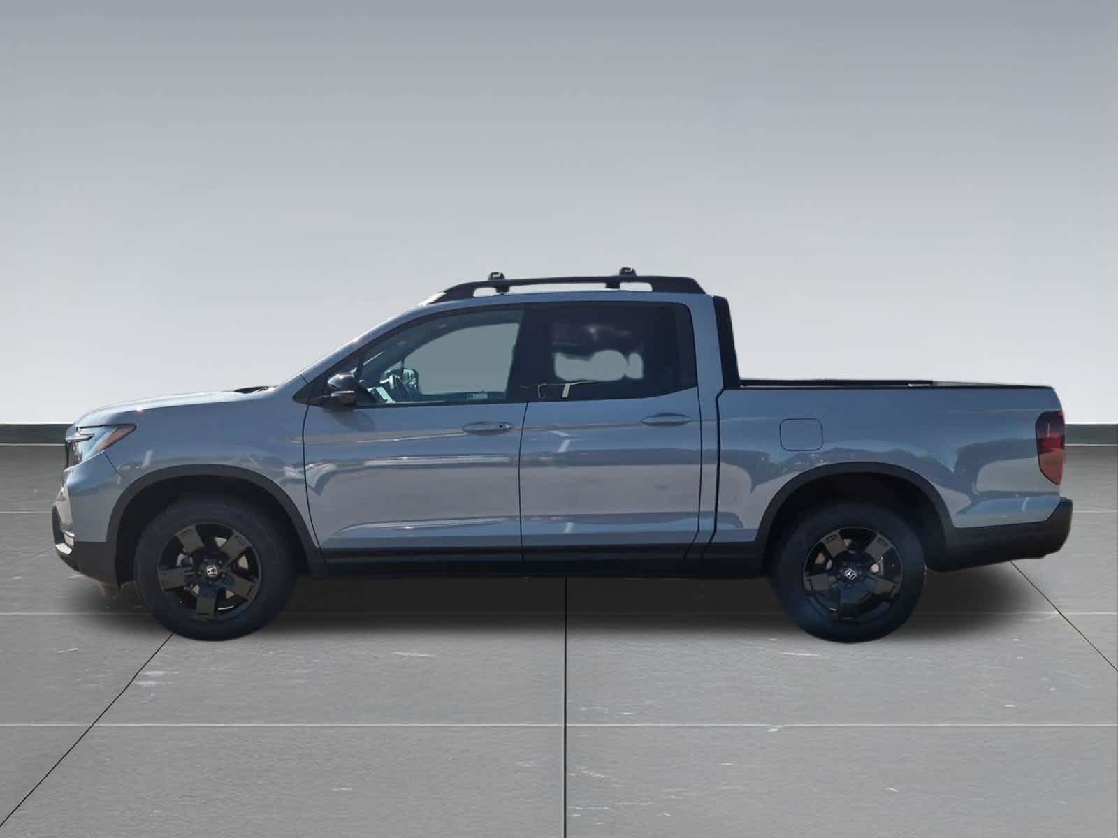 Used 2024 Honda Ridgeline Black Edition image 3