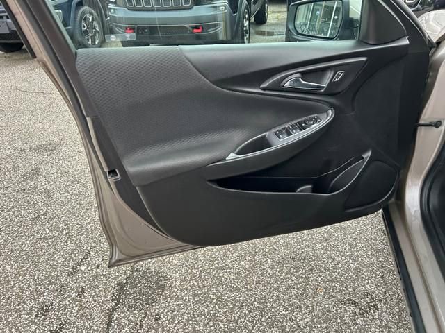 Used 2024 Chevrolet Malibu LT image 10