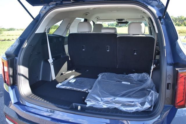New 2026 Kia Sorento S AWD/4WD image 17