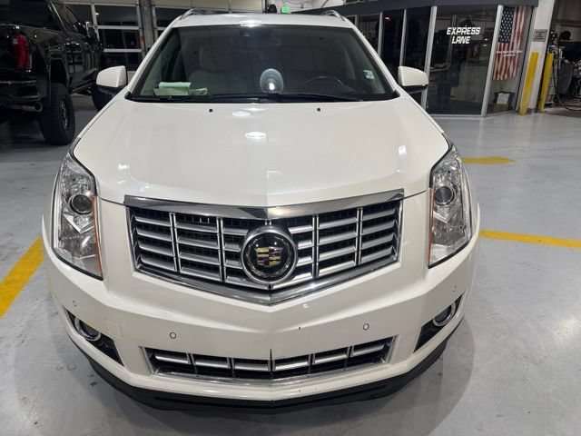 Used 2015 Cadillac SRX Premium w/ Driver Assist Package AWD/4WD image 3