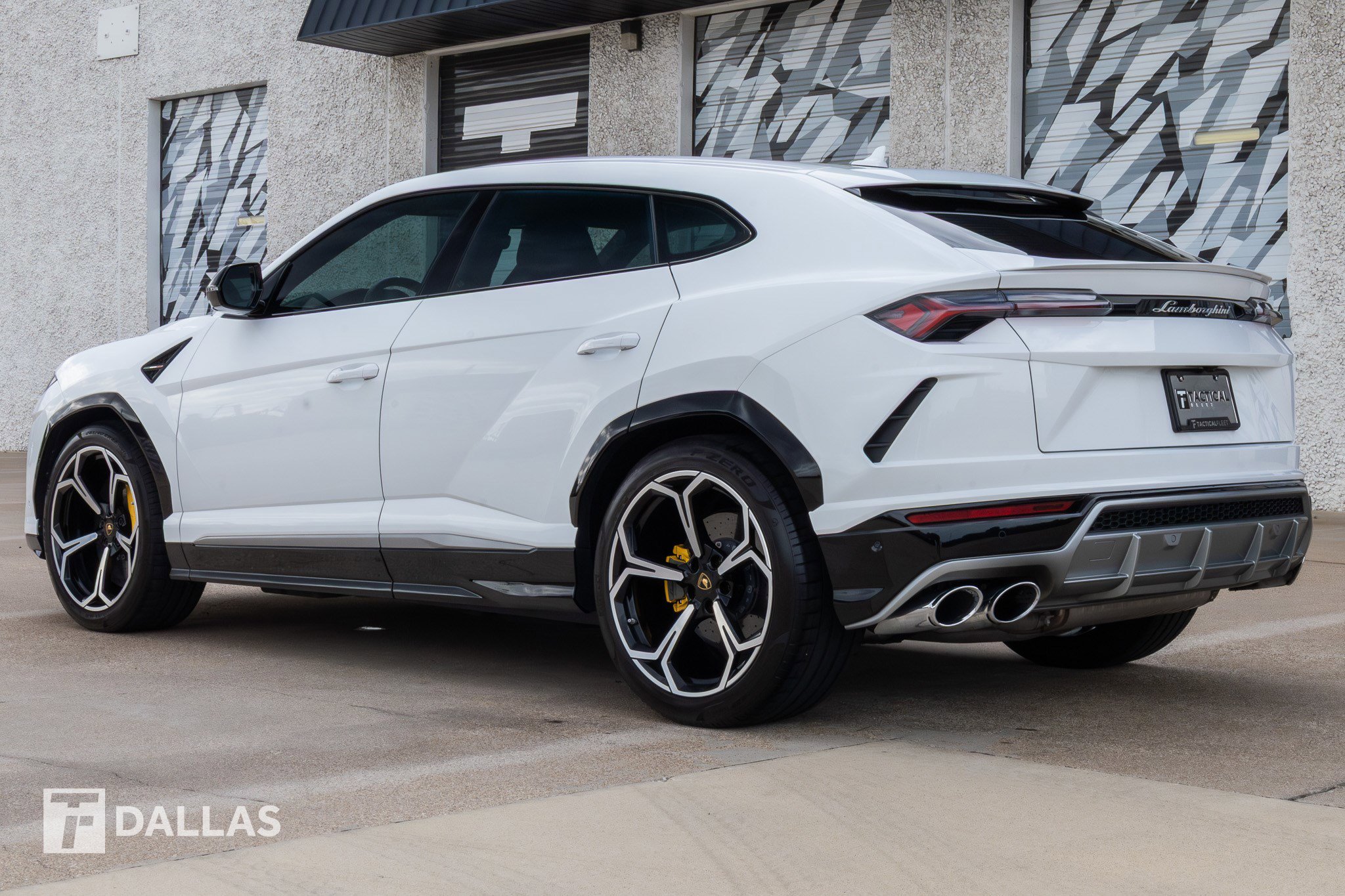 Used 2020 Lamborghini Urus image 10