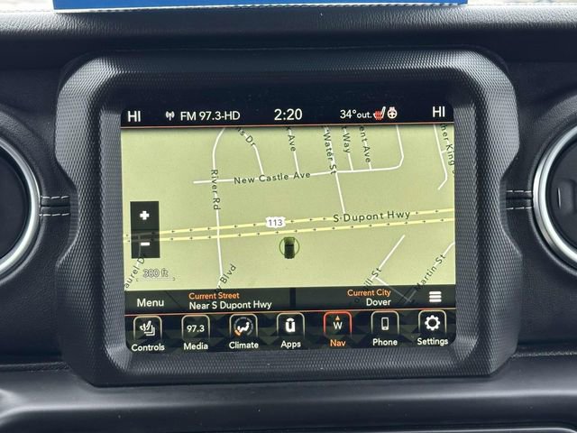 Used 2022 Jeep Wrangler Unlimited Sahara w/ Cold Weather Group image 17